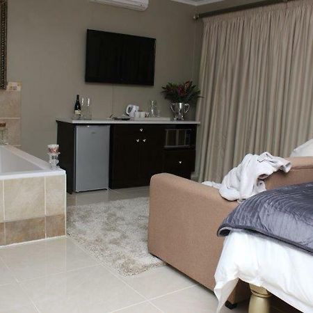 Apartmán Reliwave Pty Ltd Bloemfontein Exteriér fotografie