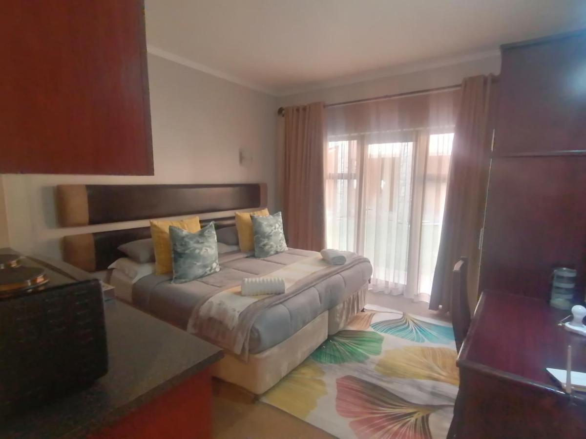 Apartmán Reliwave Pty Ltd Bloemfontein Exteriér fotografie