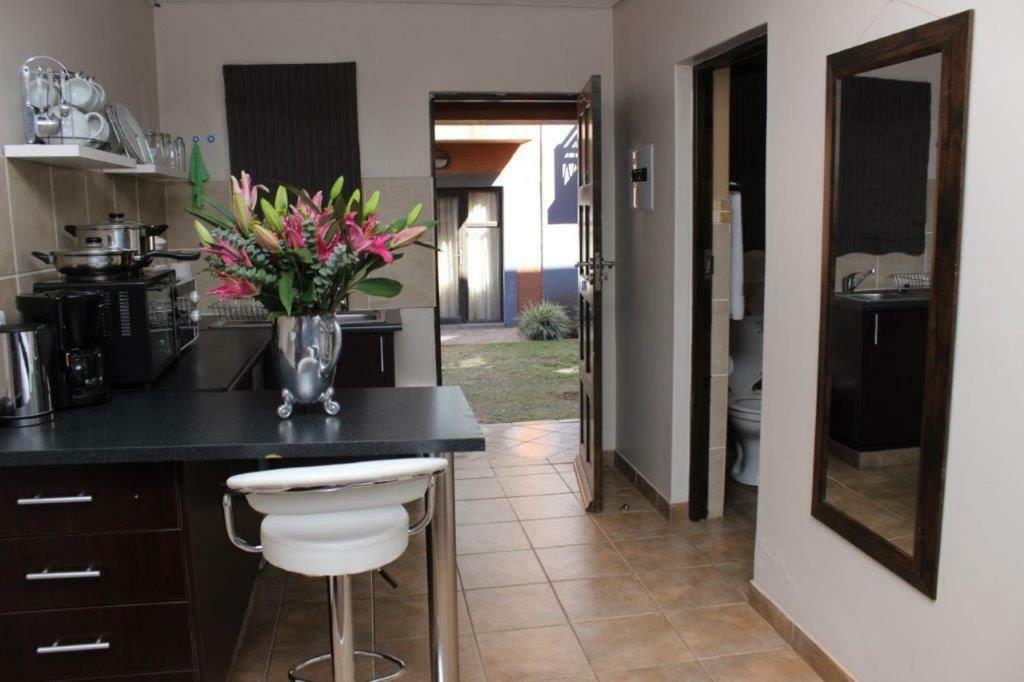 Apartmán Reliwave Pty Ltd Bloemfontein Exteriér fotografie